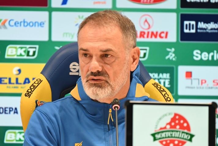 La Fine di un’Avventura: Vincenzo Vivarini Esonerato da Frosinone