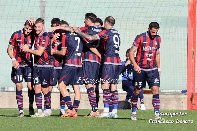 Crotone – Juventus U23: La Terza Vittoria Consecutiva per i Rossoblù