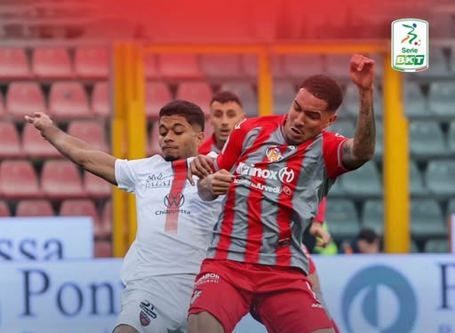 Cremonese-Cosenza: Una Vittoria Cruciale per i Grigiorossi