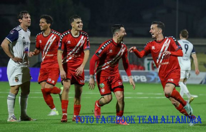 Serie C, Girone C: Team Altamura batte Casertana 2-0, festa al Tonino D’Angelo nonostante l’inferiorità numerica